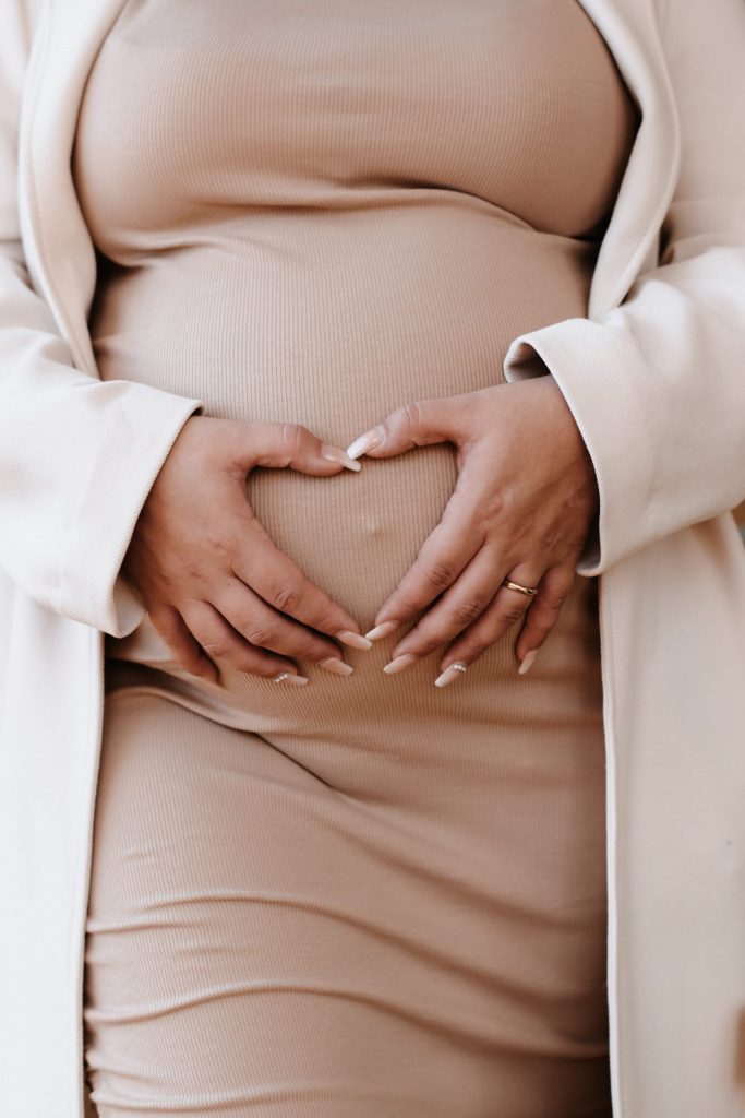 Fotograf Stuttgart Babybauchshooting 3 scaled